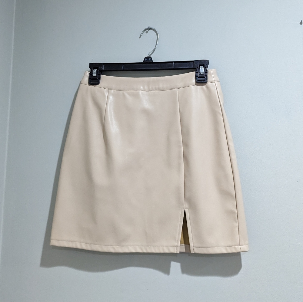 Entro Skirt